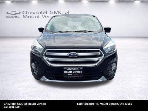 Used 2017 Ford Escape SE w/ SE Cold Weather Package AWD/4WD image 9