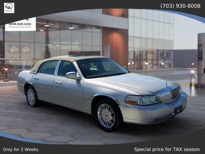 Used 2008 Lincoln Town Car Signature Limited