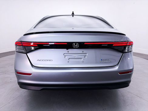 Used 2023 Honda Accord Sport image 15