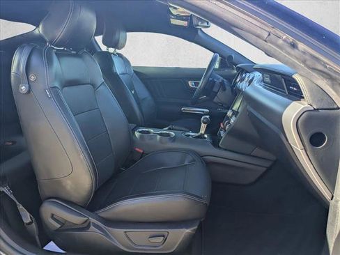 Used 2022 Ford Mustang GT Premium image 19