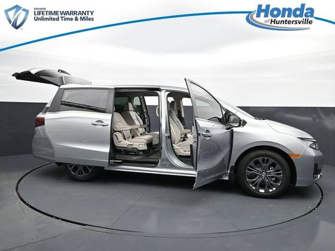 New 2026 Honda Odyssey Touring image 45