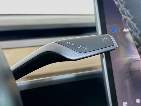 Used 2023 Tesla Model 3 Standard Range RWD image 24