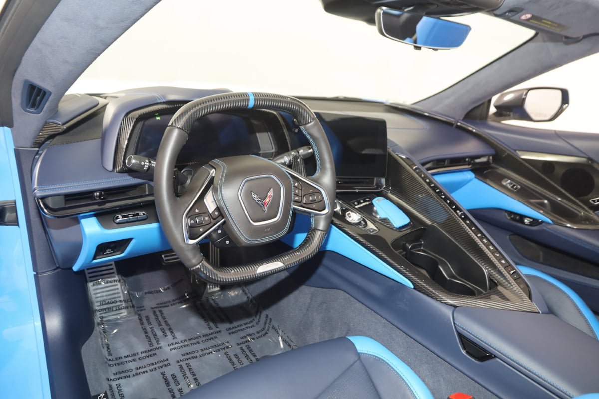 Used 2024 Chevrolet Corvette Z06 w/ Stealth Interior Trim Package RWD image 34