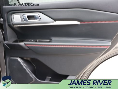 Used 2026 Ford Explorer ST w/ Sun And Sound Package AWD/4WD image 11