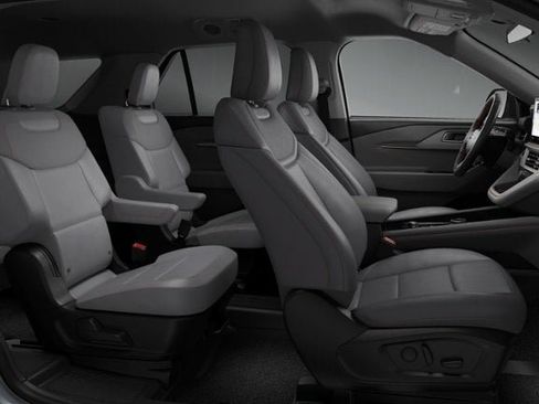 New 2026 Ford Explorer Active w/ Active Comfort Package image 28