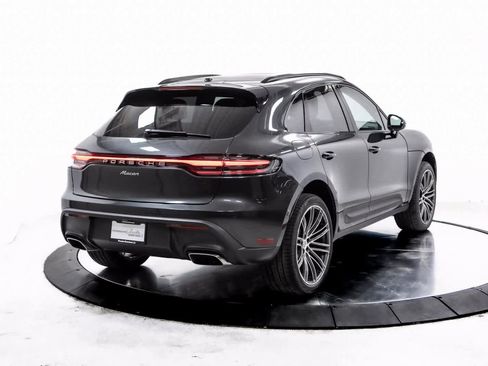 Certified 2025 Porsche Macan image 7