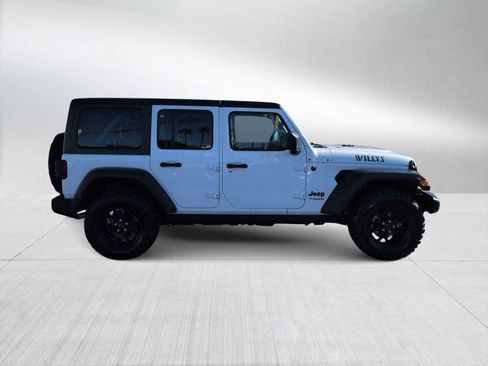 Used 2021 Jeep Wrangler Unlimited Sport image 9