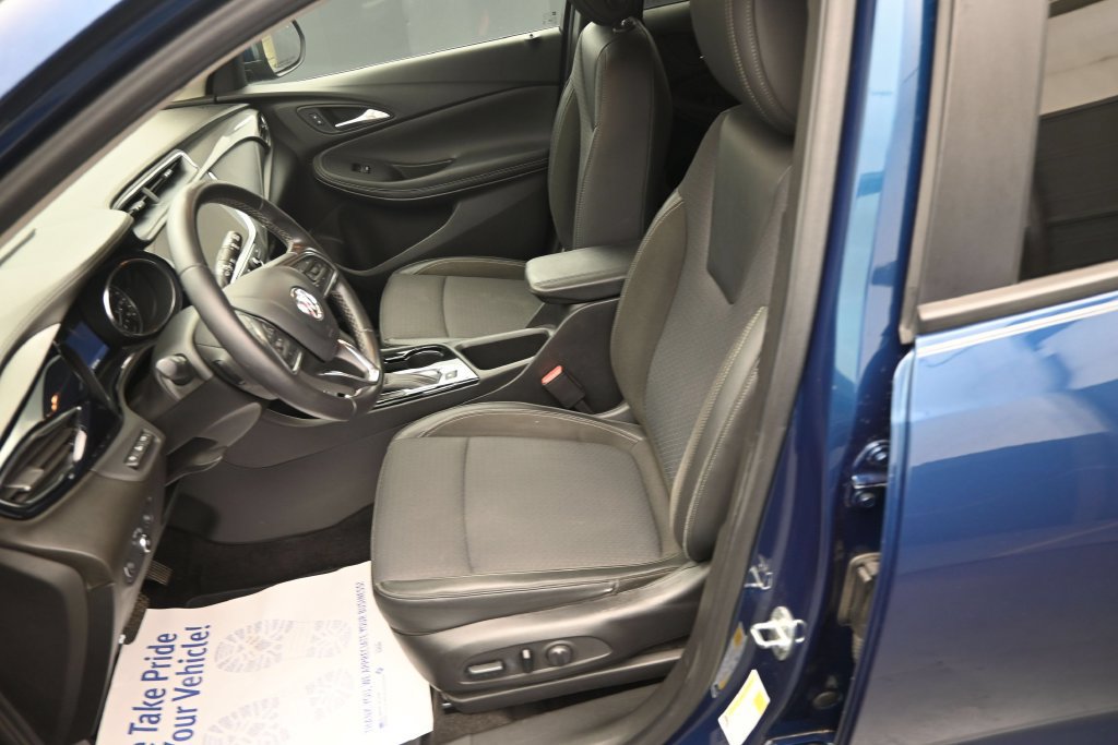 Used 2020 Buick Encore GX Select w/ Advanced Technology Package FWD image 13