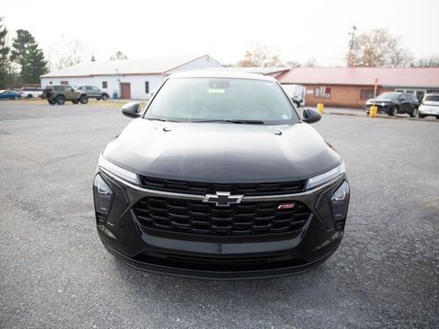 Certified 2024 Chevrolet Trax RS w/ Driver Confidence Package image 9