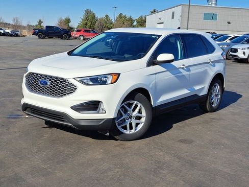 Certified 2024 Ford Edge SEL w/ Convenience Package image 30