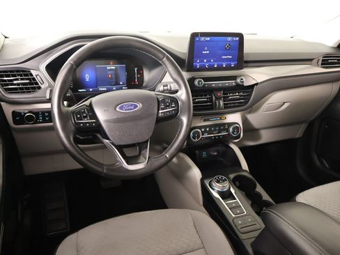 Used 2023 Ford Escape Active AWD/4WD image 2