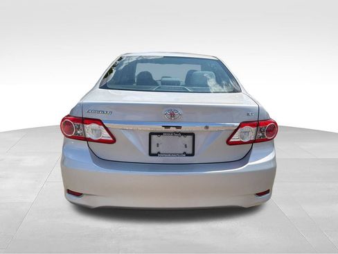 Used 2011 Toyota Corolla LE FWD image 4