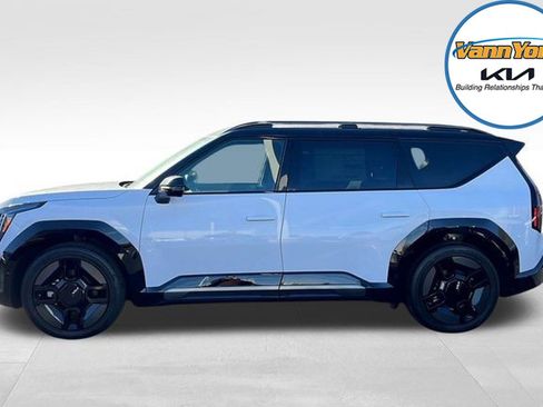 New 2026 Kia EV9 GT-Line image 4