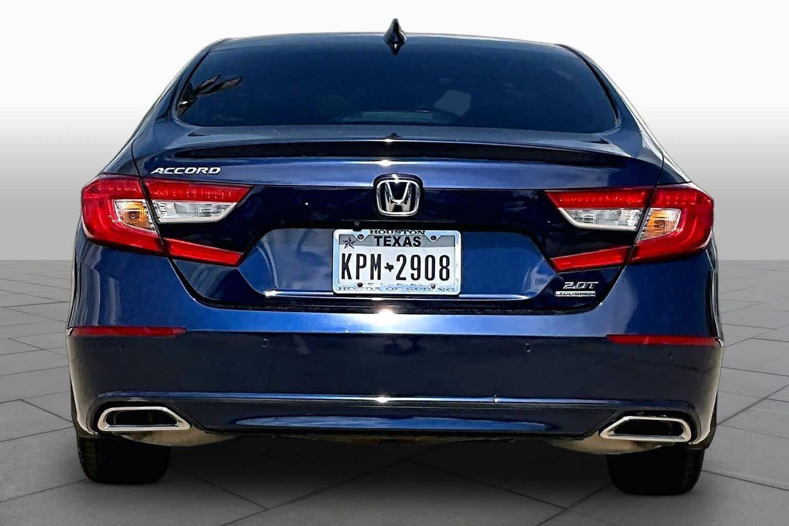 Used 2018 Honda Accord Touring image 5