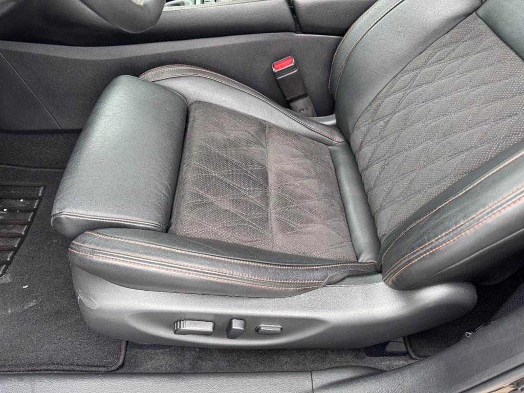 Certified 2023 Nissan Maxima SR w/ Sport Mat Group FWD image 15