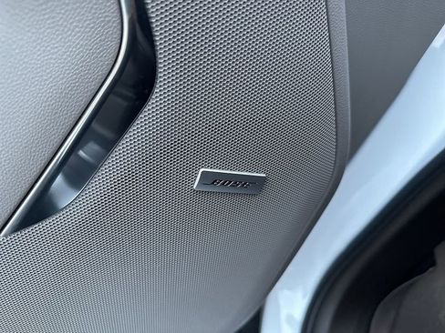 Used 2022 GMC Yukon SLT image 16