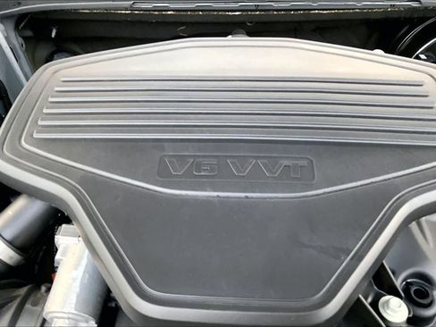 Used 2023 GMC Acadia AT4 w/ Technology Package image 29