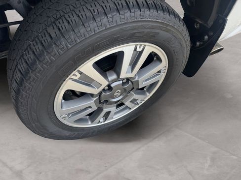 Used 2019 Toyota Tundra Platinum AWD/4WD image 14