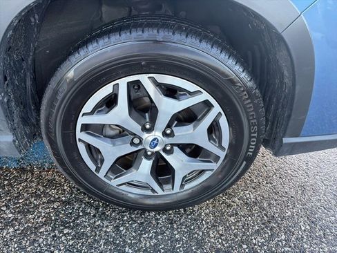 Used 2023 Subaru Forester Premium image 17