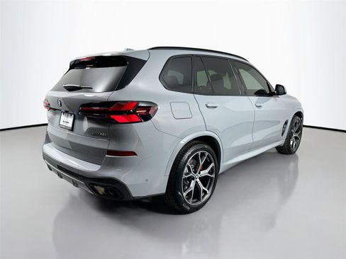 New 2026 BMW X5 xDrive40i w/ M Sport Package AWD/4WD image 5