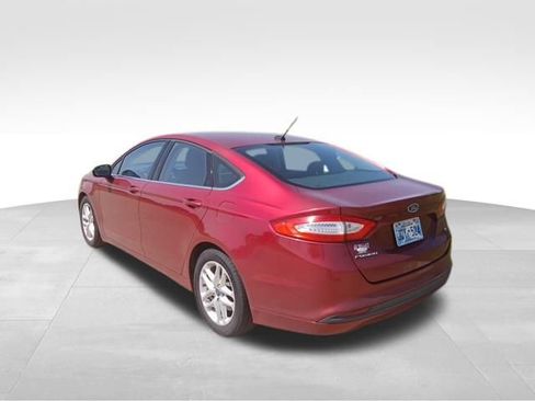 Used 2014 Ford Fusion SE FWD image 5