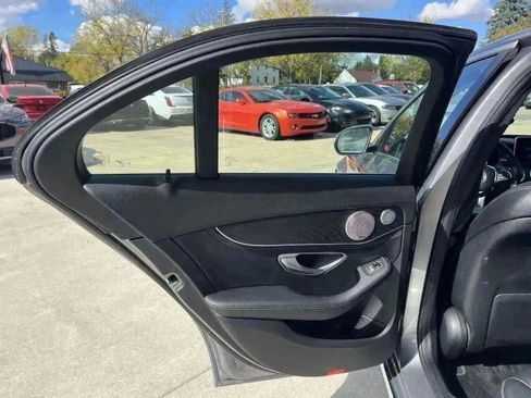 Used 2015 Mercedes-Benz C 300 4MATIC Sedan image 20