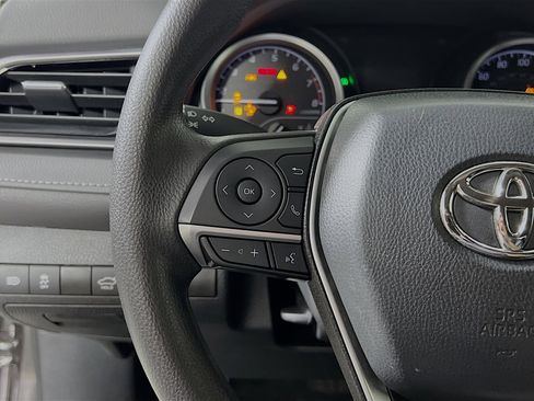 Used 2024 Toyota Camry LE w/ Convenience Package FWD image 19