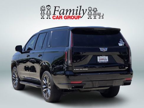 Used 2023 Cadillac Escalade Sport AWD/4WD image 3