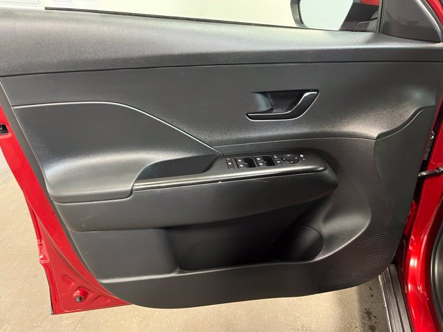 Used 2025 Hyundai Kona SEL FWD image 20