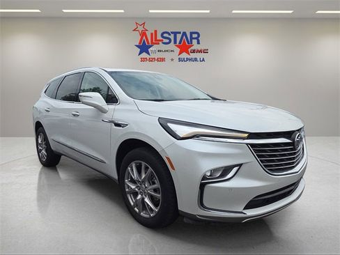 Used 2023 Buick Enclave Essence w/ Experience Buick Package image 1