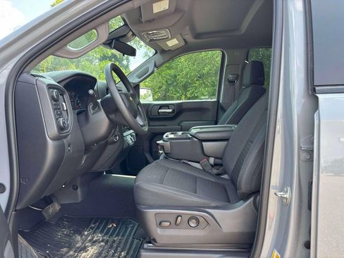 Used 2024 Chevrolet Silverado 1500 Custom AWD/4WD image 3