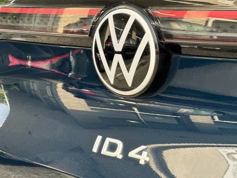 Used 2023 Volkswagen ID.4 Pro RWD image 25