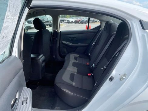Used 2024 Nissan Sentra SV FWD image 43