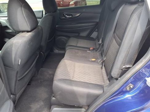 Used 2018 Nissan Rogue S AWD/4WD image 10