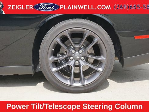 Used 2023 Dodge Challenger R/T Scat Pack w/ Plus Package RWD image 9