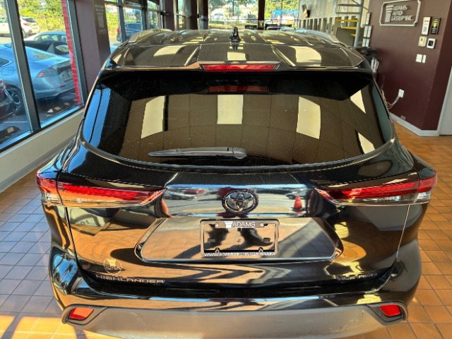 Used 2026 Toyota Highlander XLE AWD/4WD image 6