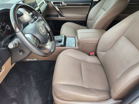 Used 2023 Lexus GX 460 Luxury w/ Sport Design Package AWD/4WD image 5