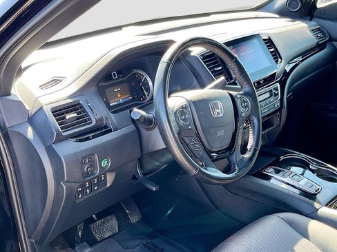 Used 2023 Honda Ridgeline Black Edition image 9