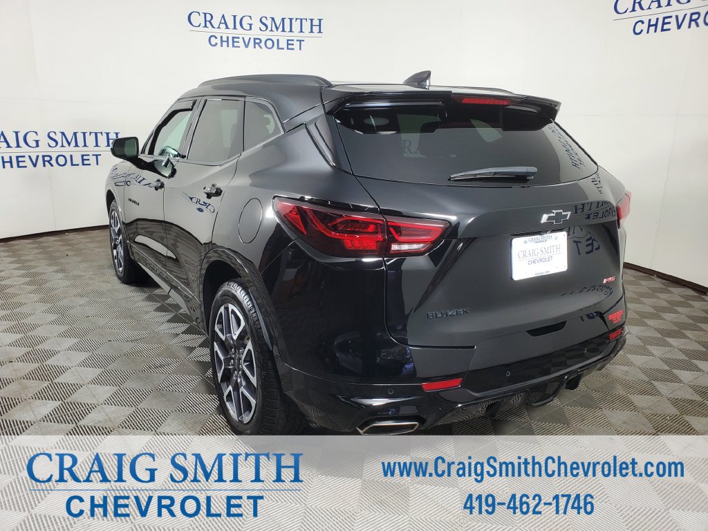 Used 2024 Chevrolet Blazer RS w/ Enhanced Convenience Package FWD image 3