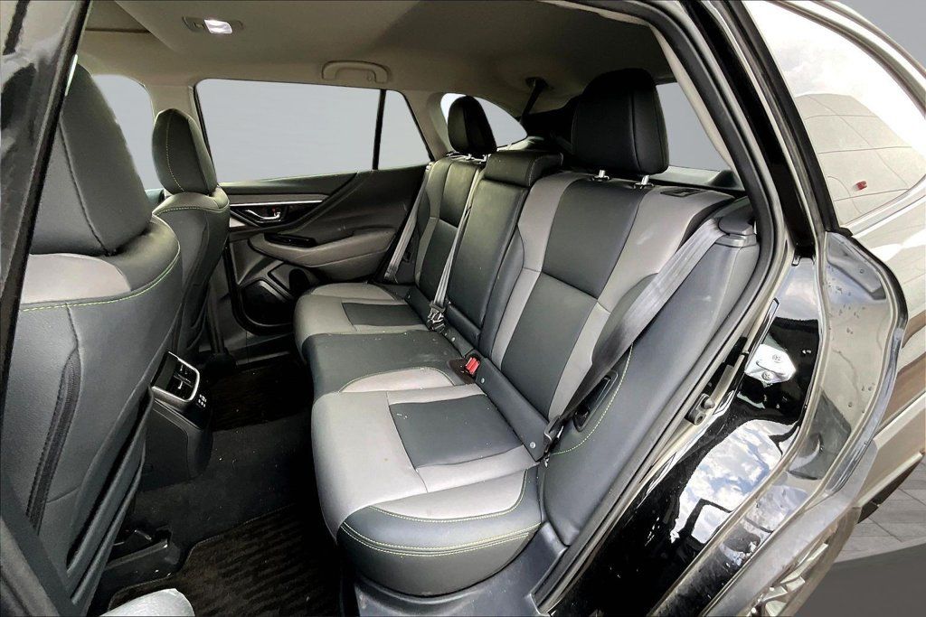 Used 2024 Subaru Outback Onyx Edition AWD/4WD image 20
