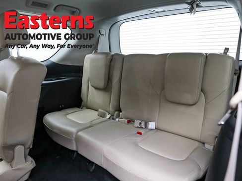 Used 2024 Nissan Armada SV image 32