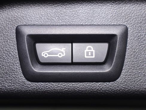 Used 2021 BMW X5 xDrive40i w/ Premium Package image 37