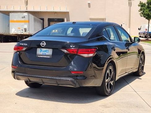 Used 2024 Nissan Sentra SV FWD image 7