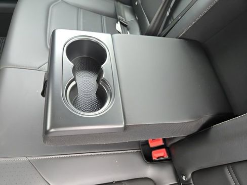 Used 2020 Volkswagen Passat 2.0T SE image 29