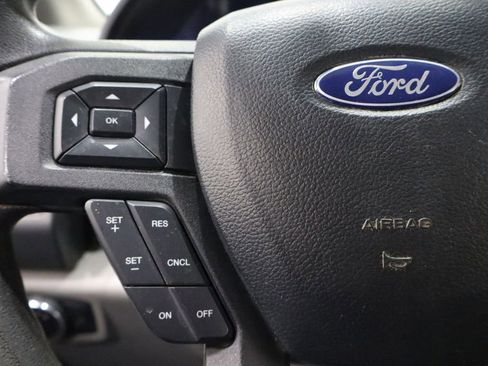 Used 2018 Ford F550 2WD Crew Cab Super Duty image 20