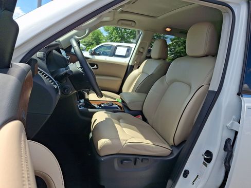 Certified 2023 Nissan Armada SL w/ Captain's Chairs Package AWD/4WD image 17