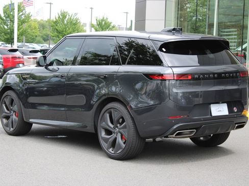 Used 2025 Land Rover Range Rover Sport Dynamic SE AWD/4WD image 5