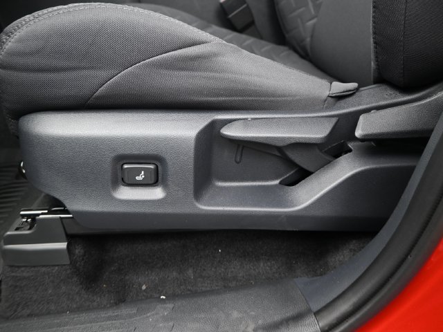 Used 2026 Toyota Tacoma SR5 AWD/4WD image 9