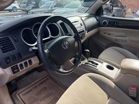Used 2006 Toyota Tacoma 4x4 Access Cab V6 image 10