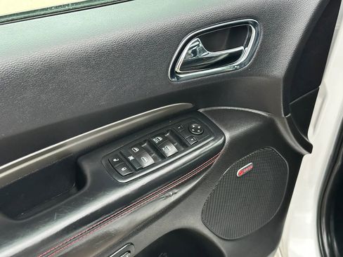 Used 2017 Dodge Durango R/T w/ Technology Group image 11